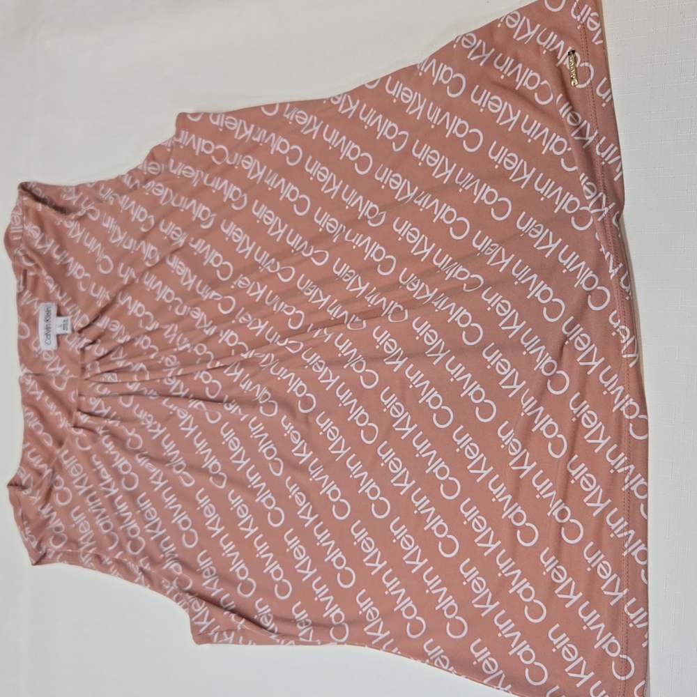 Calvin Klein Sleeveless Logo Blouse in Light Pink